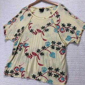 Liv Los Angeles Women's Yellow Multicolor Floral Embroidered Short Sleeve Top 1X